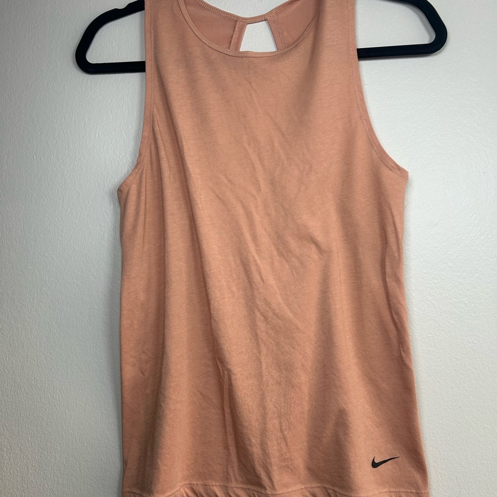 Women’s Small Nike peachy pink tank top
